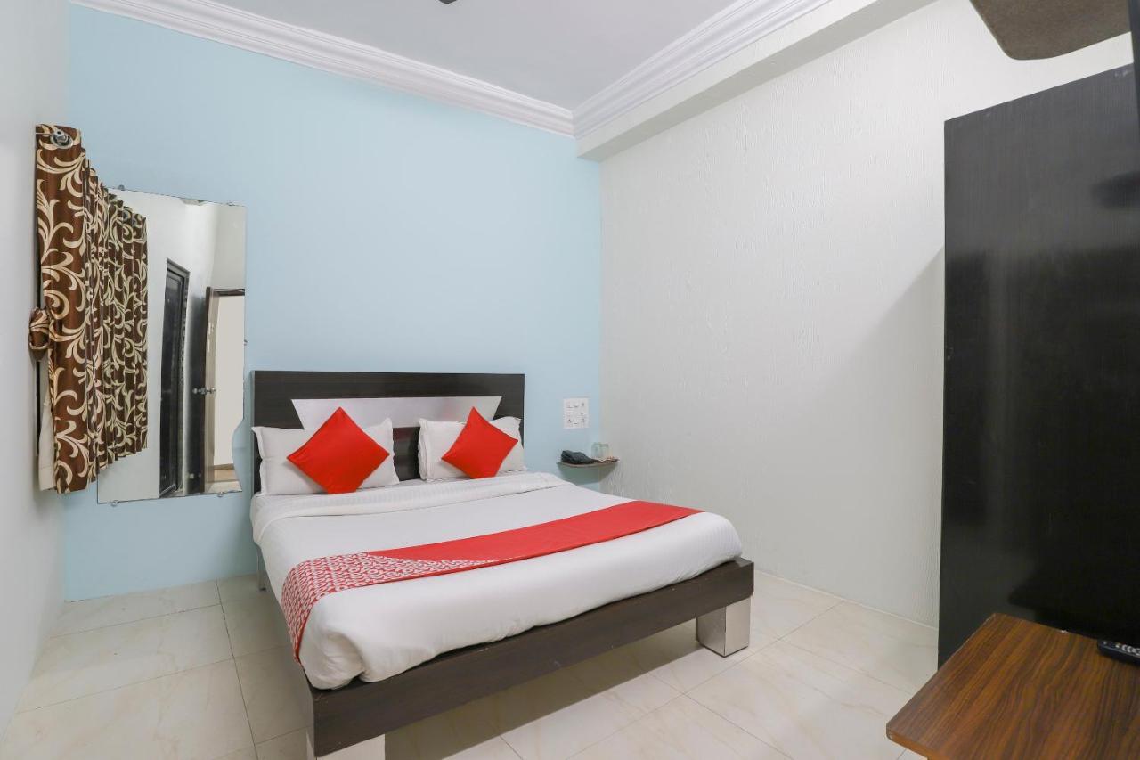 Hotel Jasmine Αχμπανταμπάντ Εξωτερικό φωτογραφία