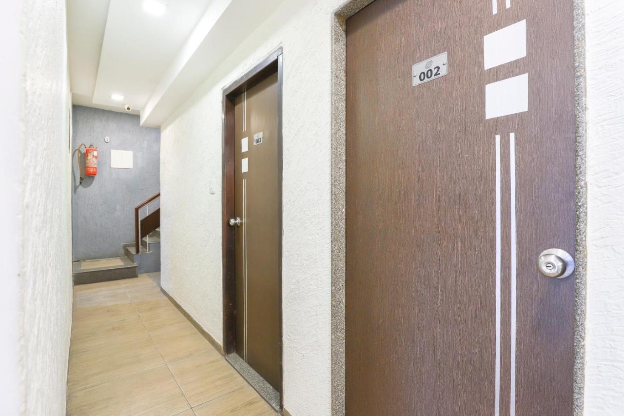 Hotel Jasmine Αχμπανταμπάντ Εξωτερικό φωτογραφία