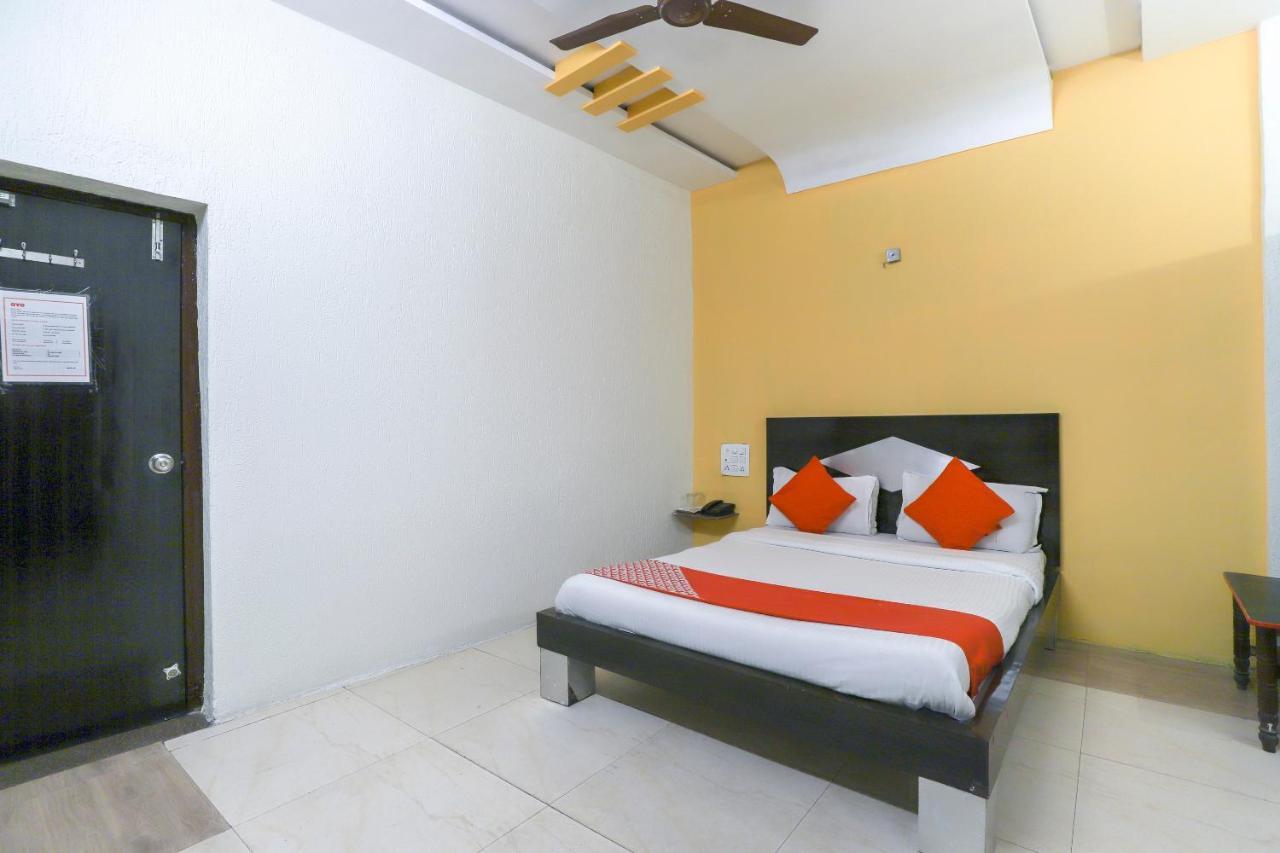 Hotel Jasmine Αχμπανταμπάντ Εξωτερικό φωτογραφία