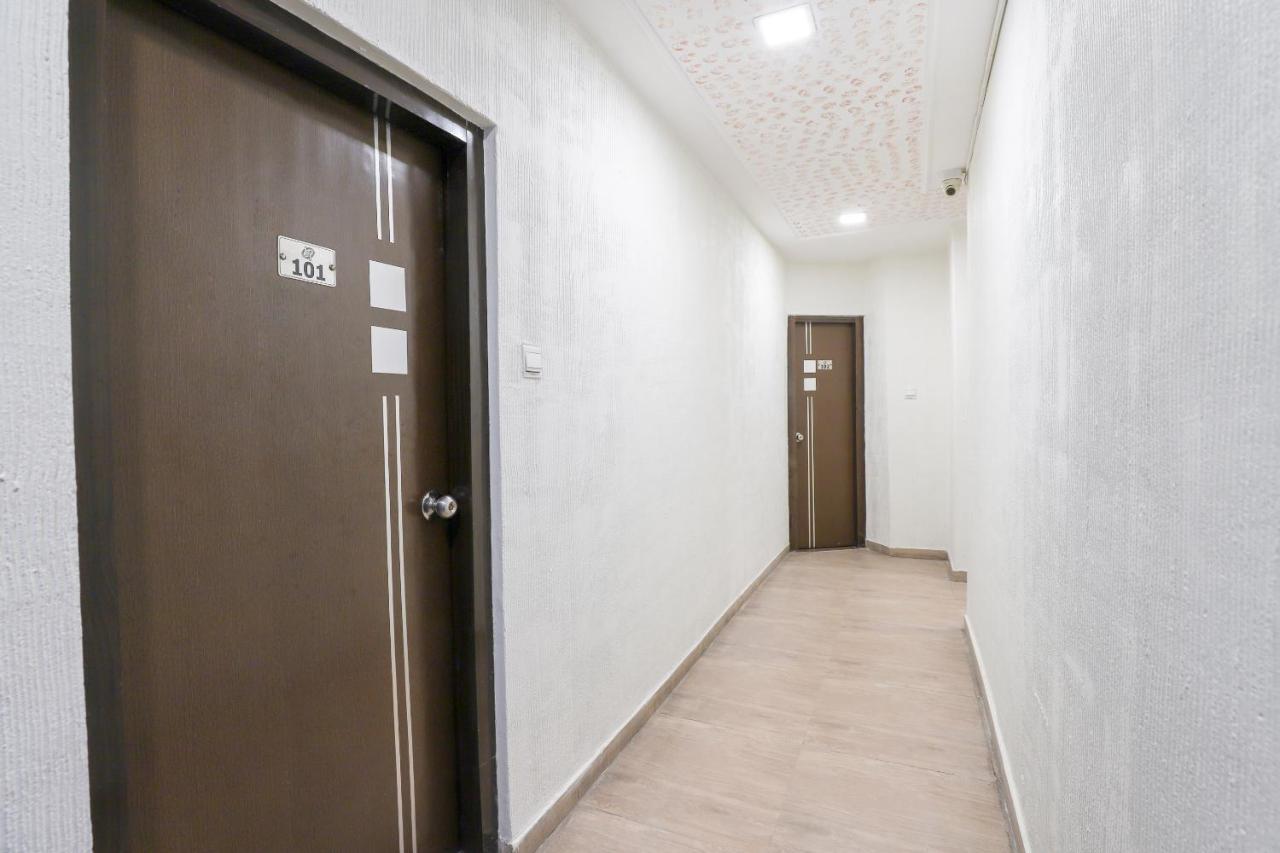 Hotel Jasmine Αχμπανταμπάντ Εξωτερικό φωτογραφία