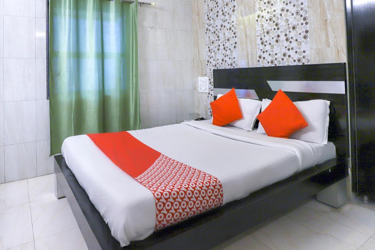 Hotel Jasmine Αχμπανταμπάντ Εξωτερικό φωτογραφία