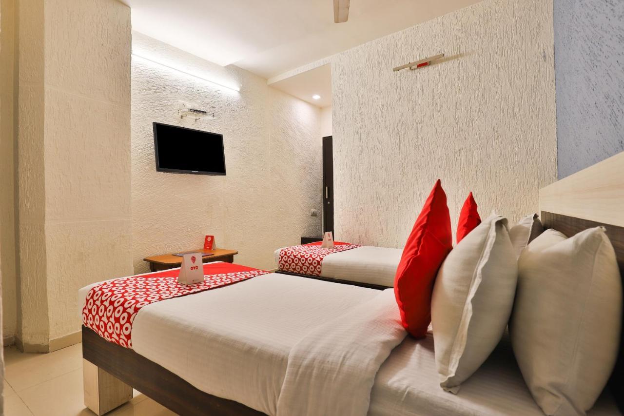 Hotel Jasmine Αχμπανταμπάντ Εξωτερικό φωτογραφία