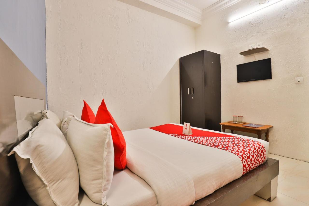Hotel Jasmine Αχμπανταμπάντ Εξωτερικό φωτογραφία